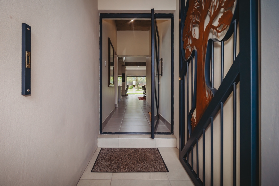 3 Bedroom Property for Sale in Heatherlands Western Cape